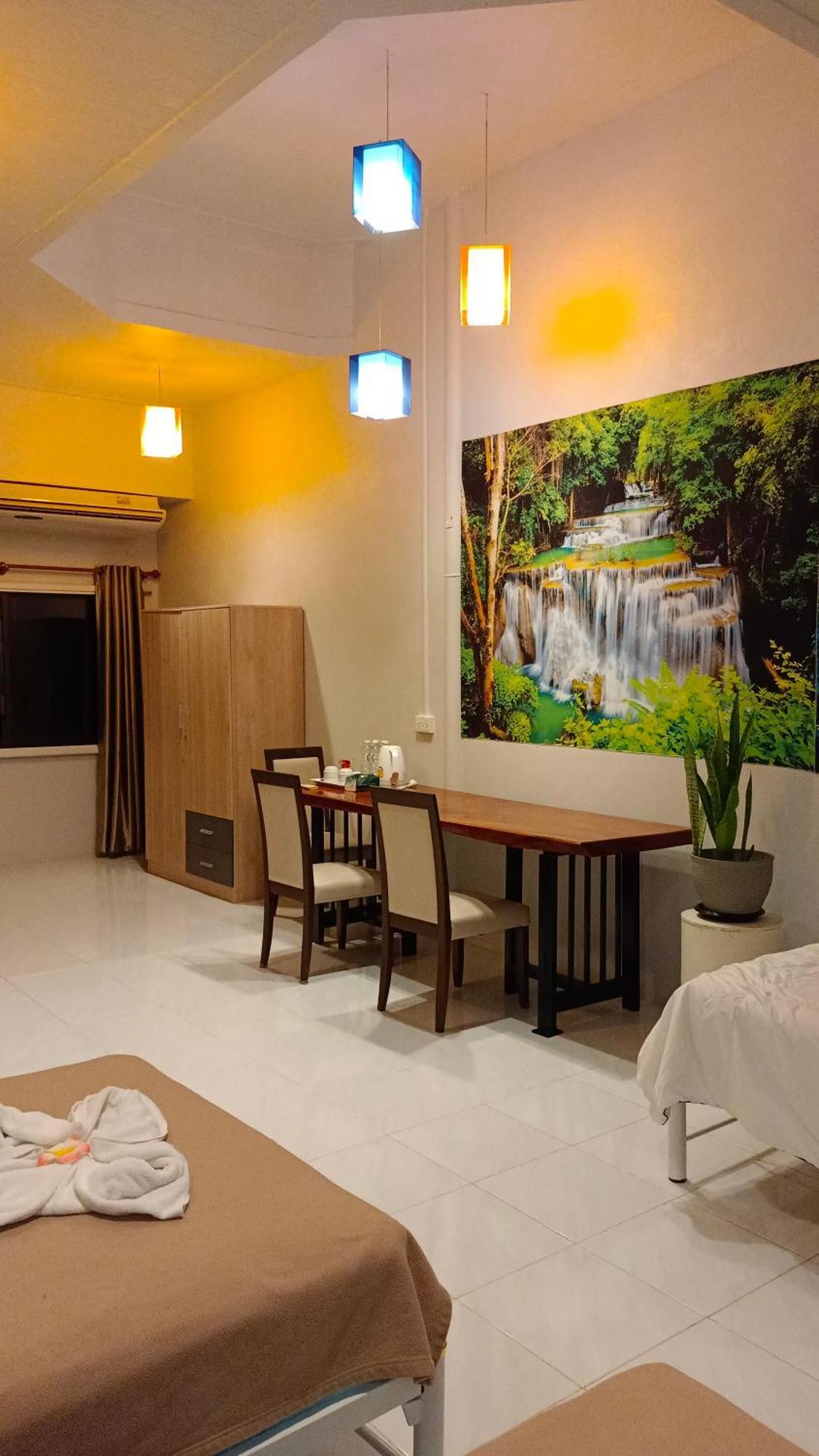 Batikseafood Airport & Room Ban Bo Sai Klang Экстерьер фото