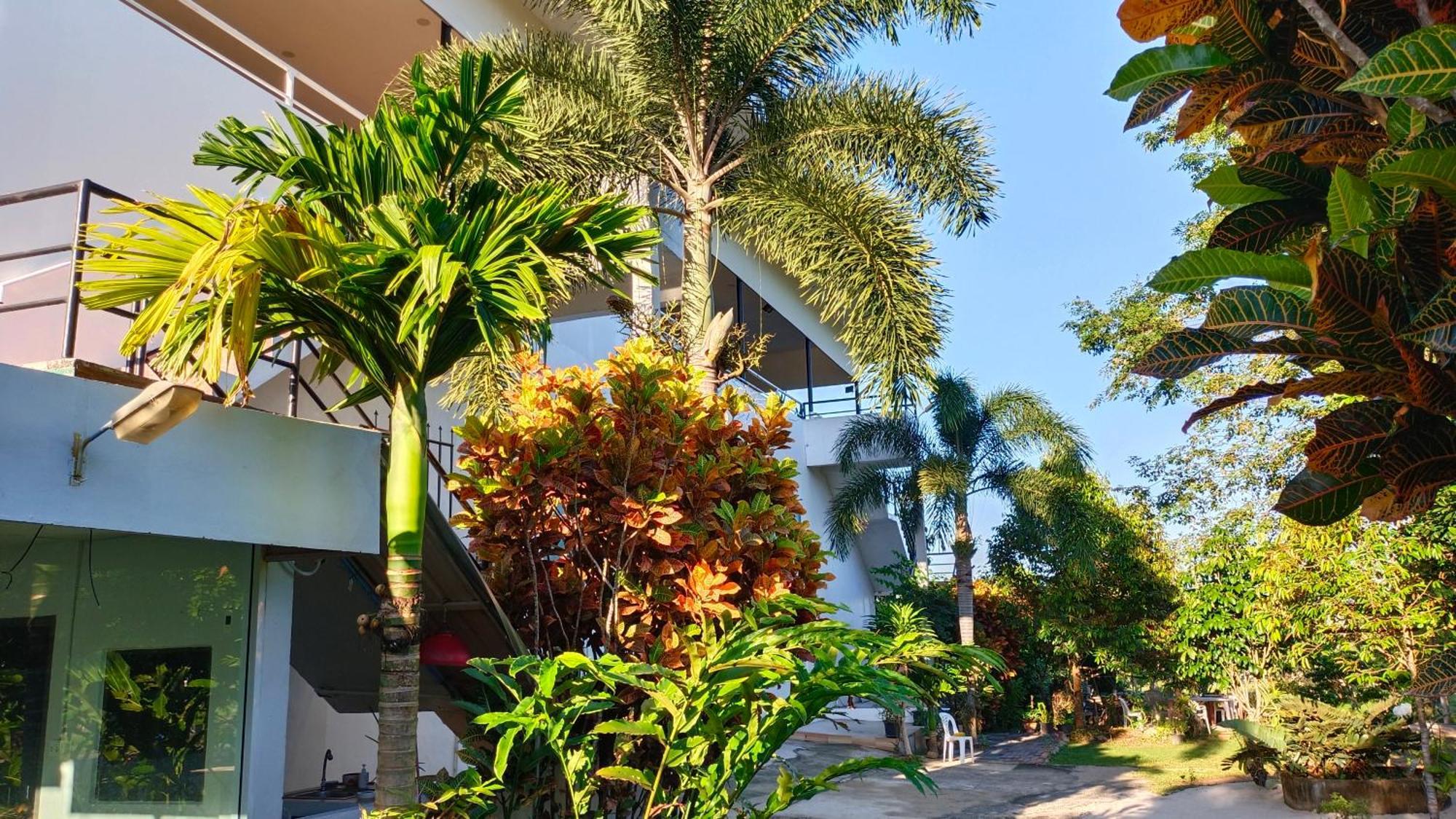 Batikseafood Airport & Room Ban Bo Sai Klang Экстерьер фото